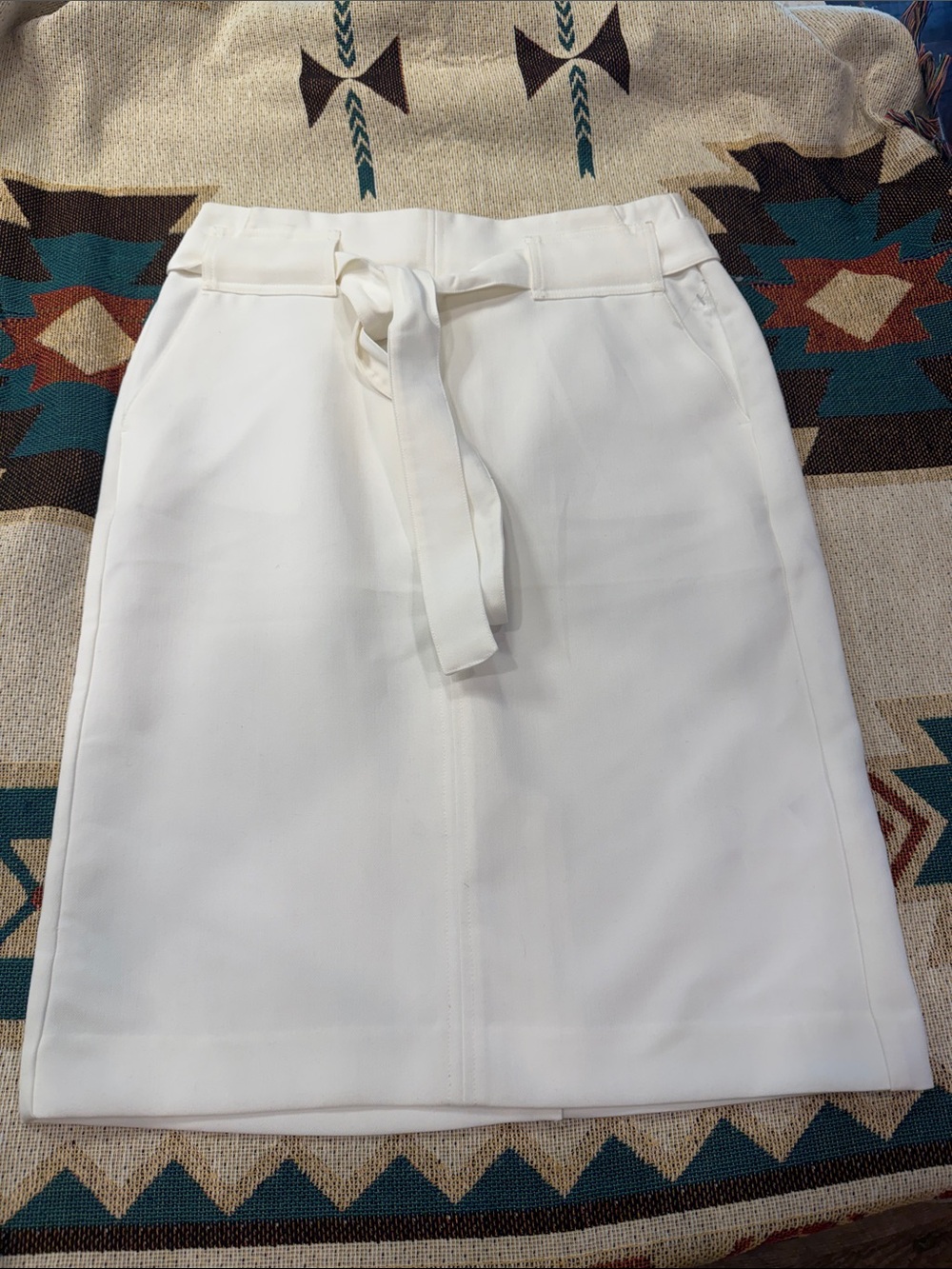 New..Banana Republic Ivory Tie-Waist Pencil Skirt